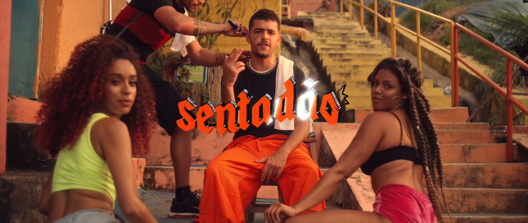 Clipe Sentadão